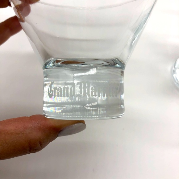 Pair of Grand Marnier glasses - Picture 4 of 5